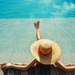 Jak dopasować zakład pogrzebowy? Poradnik dla osób w żałobie.